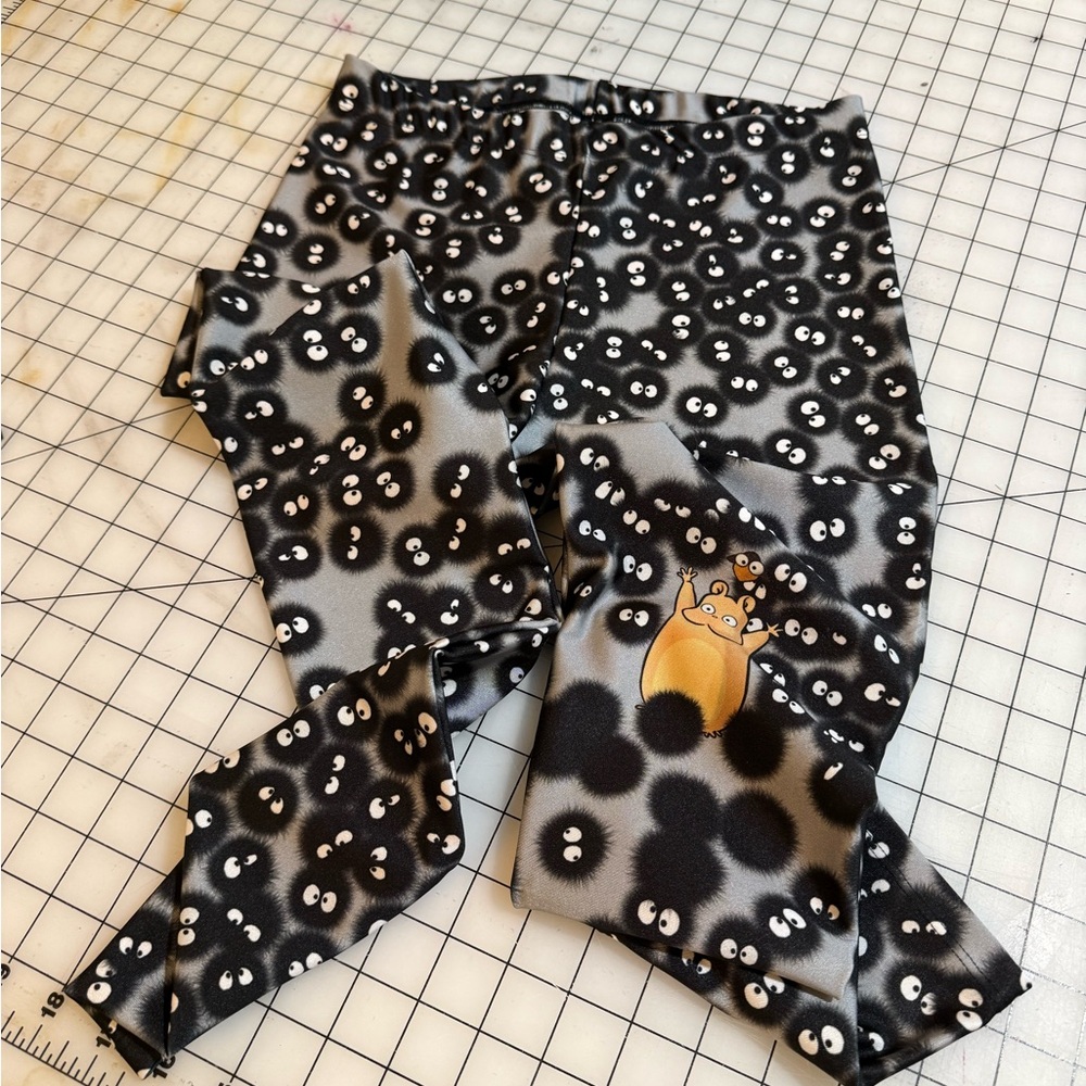 Studio Ghibli Dust Mite Patterned Leggings size M